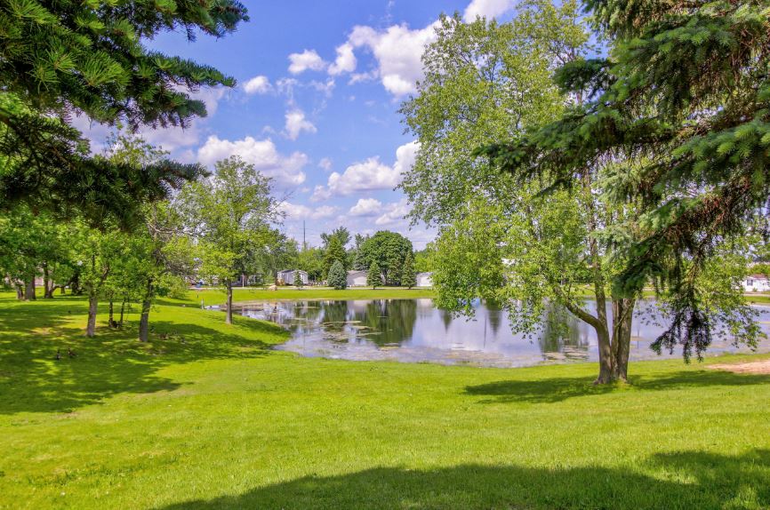 Orion Lakes | 47 Bluebird Hill Dr, Orion Twp, MI 48359, USA | Phone: (248) 373-0155