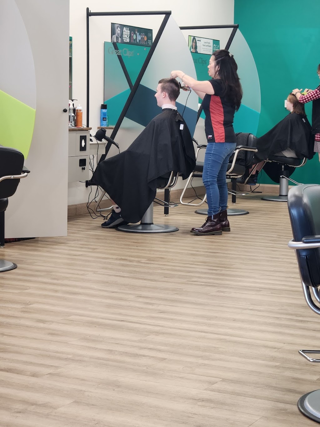 Great Clips | 19580 W Indian School Rd St 108, Buckeye, AZ 85396, USA | Phone: (623) 440-8084