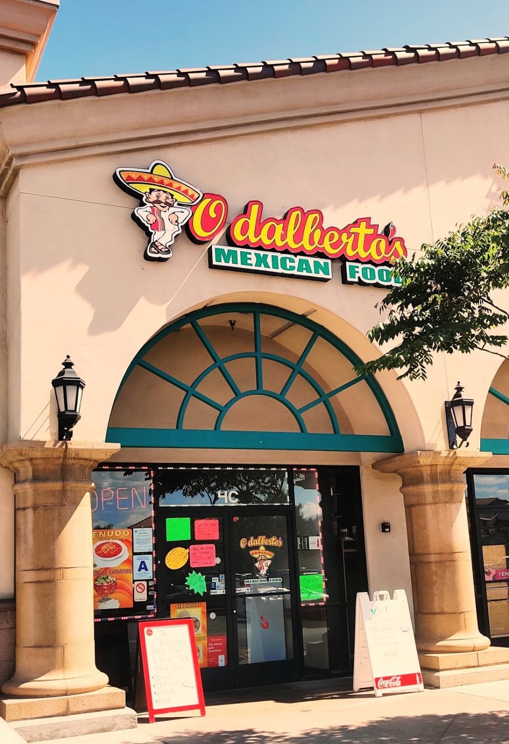 Odalberto’s Mexican Food | 25960 Iris Ave Suite 4C, Moreno Valley, CA 92551, USA | Phone: (951) 242-4466