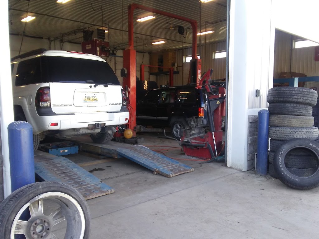 Larrys Service & Auto | 73111 Fulton St, Armada, MI 48005, USA | Phone: (586) 784-5010