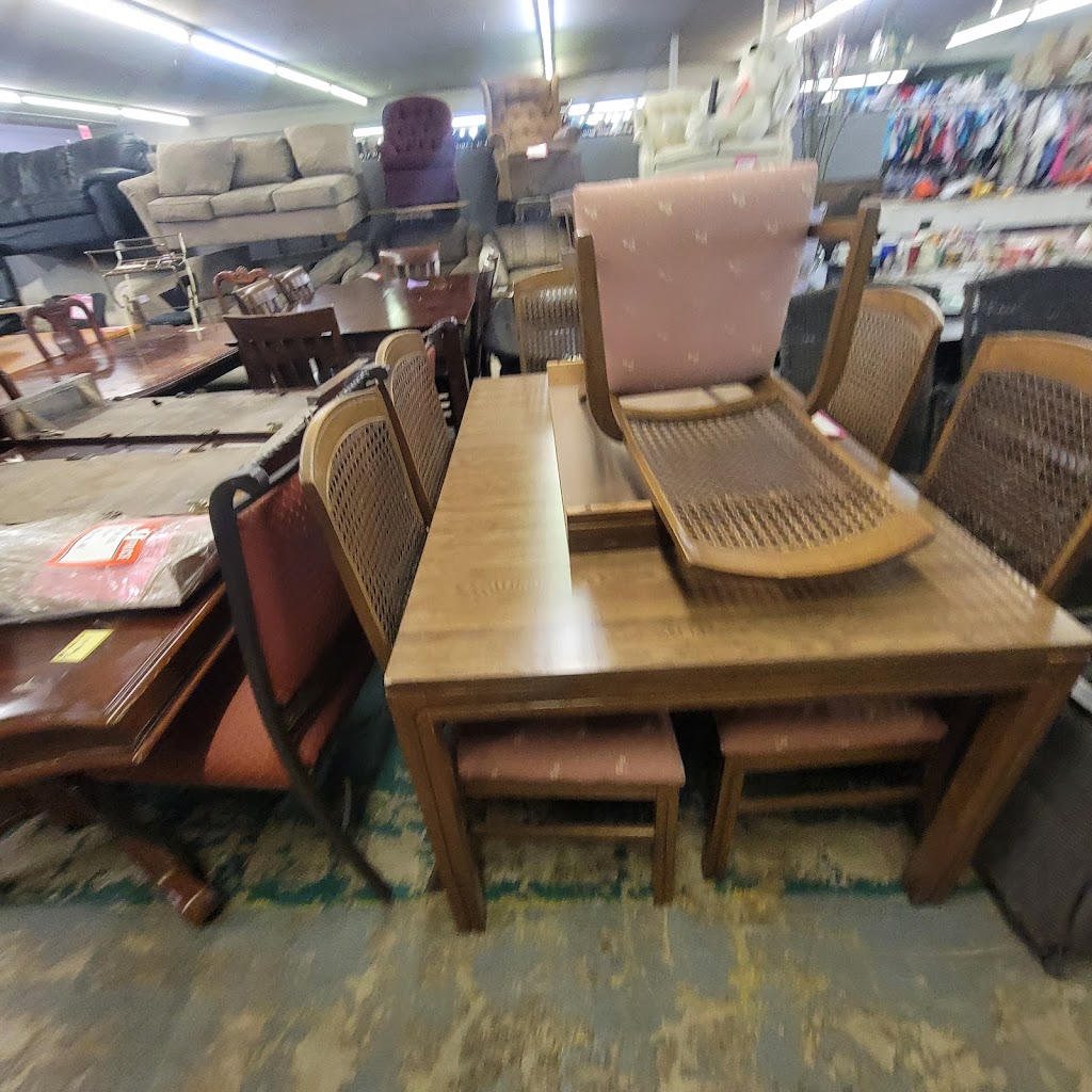 Oasis Thrift Store | 1025 E 6th St, Beaumont, CA 92223, USA | Phone: (951) 845-6148