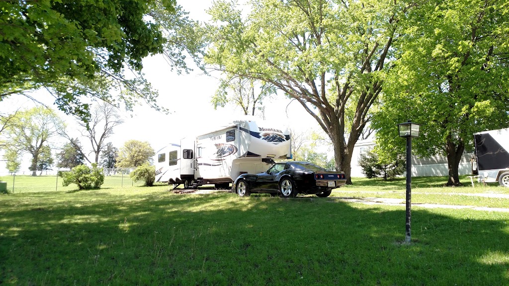 Hoyle North 77 RV Park | 3800 N 6th St, Beatrice, NE 68310, USA | Phone: (402) 228-3125