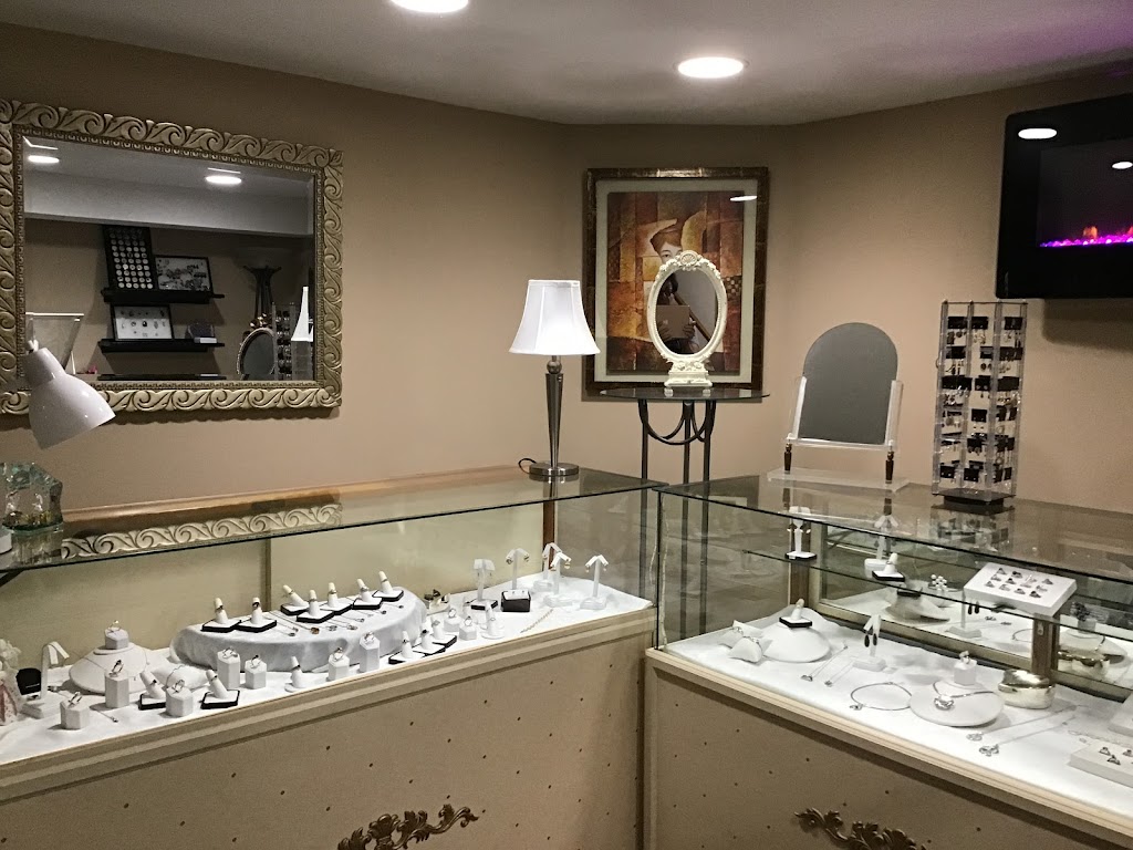 Designs by Paula Lancaster | 6 Pettibone Dr, Albany, NY 12205, USA | Phone: (518) 369-5118