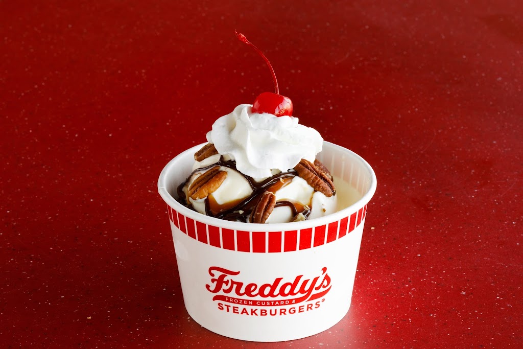 Freddys Frozen Custard & Steakburgers | 15676 Manchester Rd, Ellisville, MO 63021, USA | Phone: (636) 220-4322