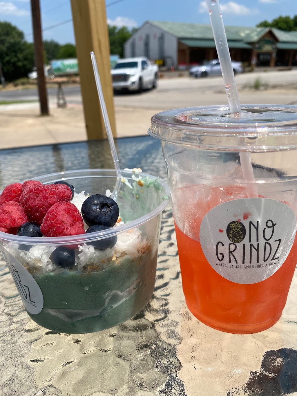 Ono Grindz | 150 US-77, Waxahachie, TX 75165, USA | Phone: (214) 980-1181