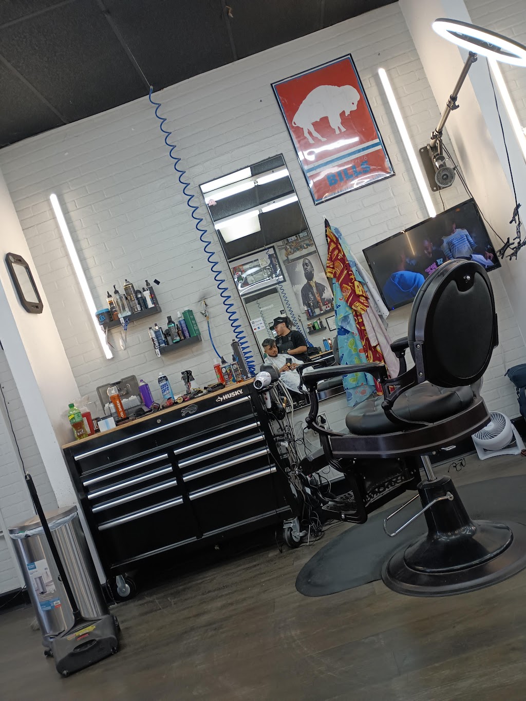 Legacy Studio Barbershop | 3611 1st St unit 630, Bradenton, FL 34208, USA | Phone: (941) 896-3658