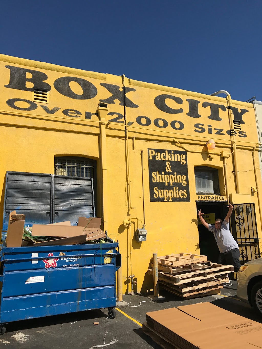 Box City | 1230 E Colorado Blvd, Pasadena, CA 91106, USA | Phone: (626) 432-1678