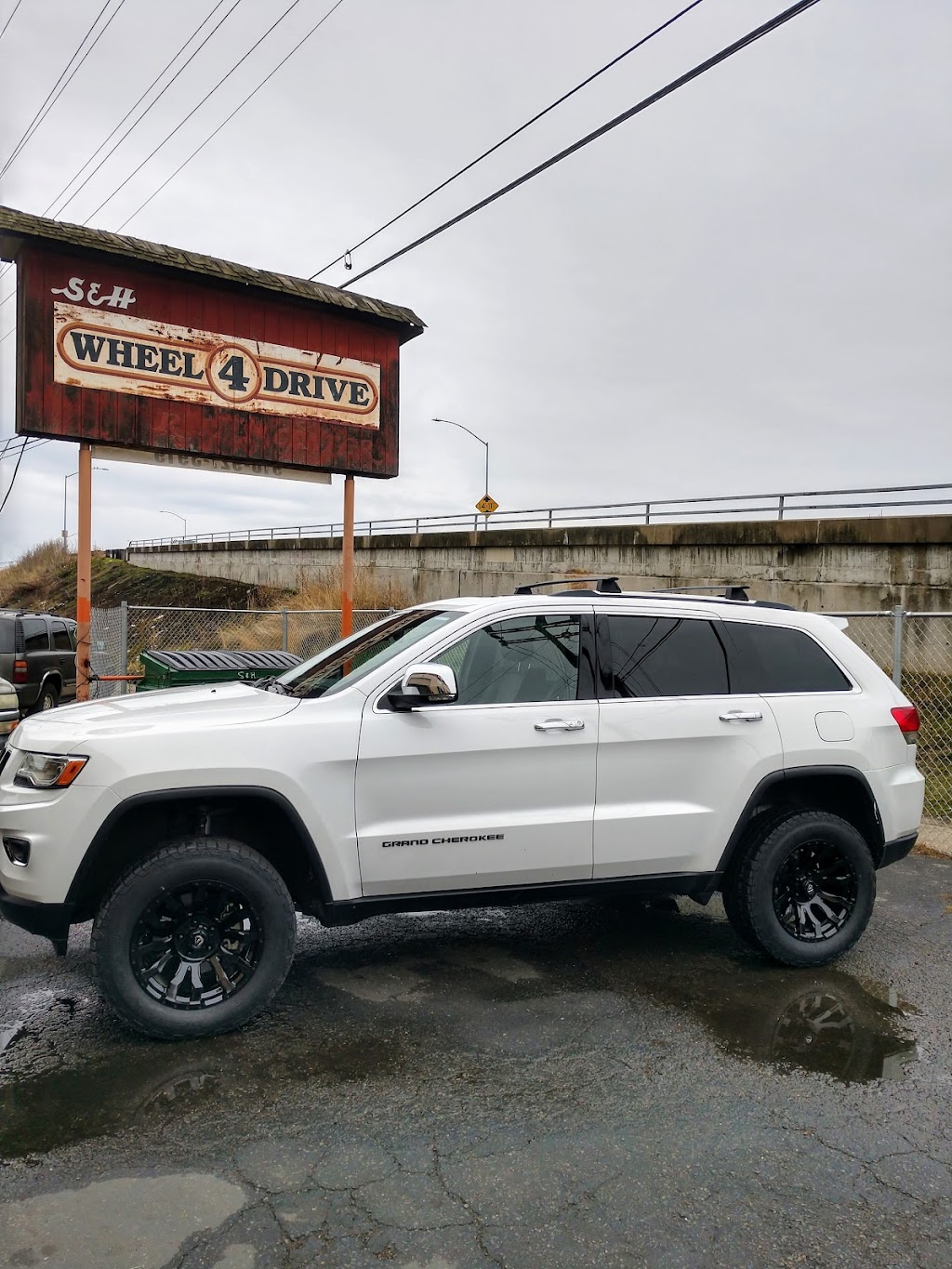 S&H 4-Wheel Drive Service Center | 2215 Green St, Sacramento, CA 95815, USA | Phone: (916) 927-3919