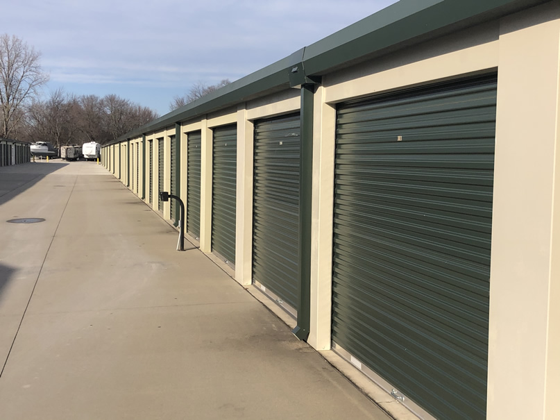 Metro East Mini-Storage | 5141 Chain of Rocks Rd, Edwardsville, IL 62025, USA | Phone: (618) 656-1200