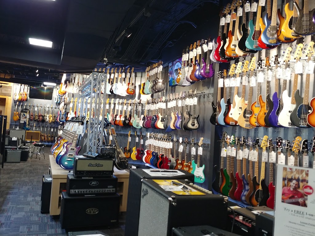 Guitar Center | 2525 W Anderson Ln. #200, Austin, TX 78757, USA | Phone: (512) 419-0310