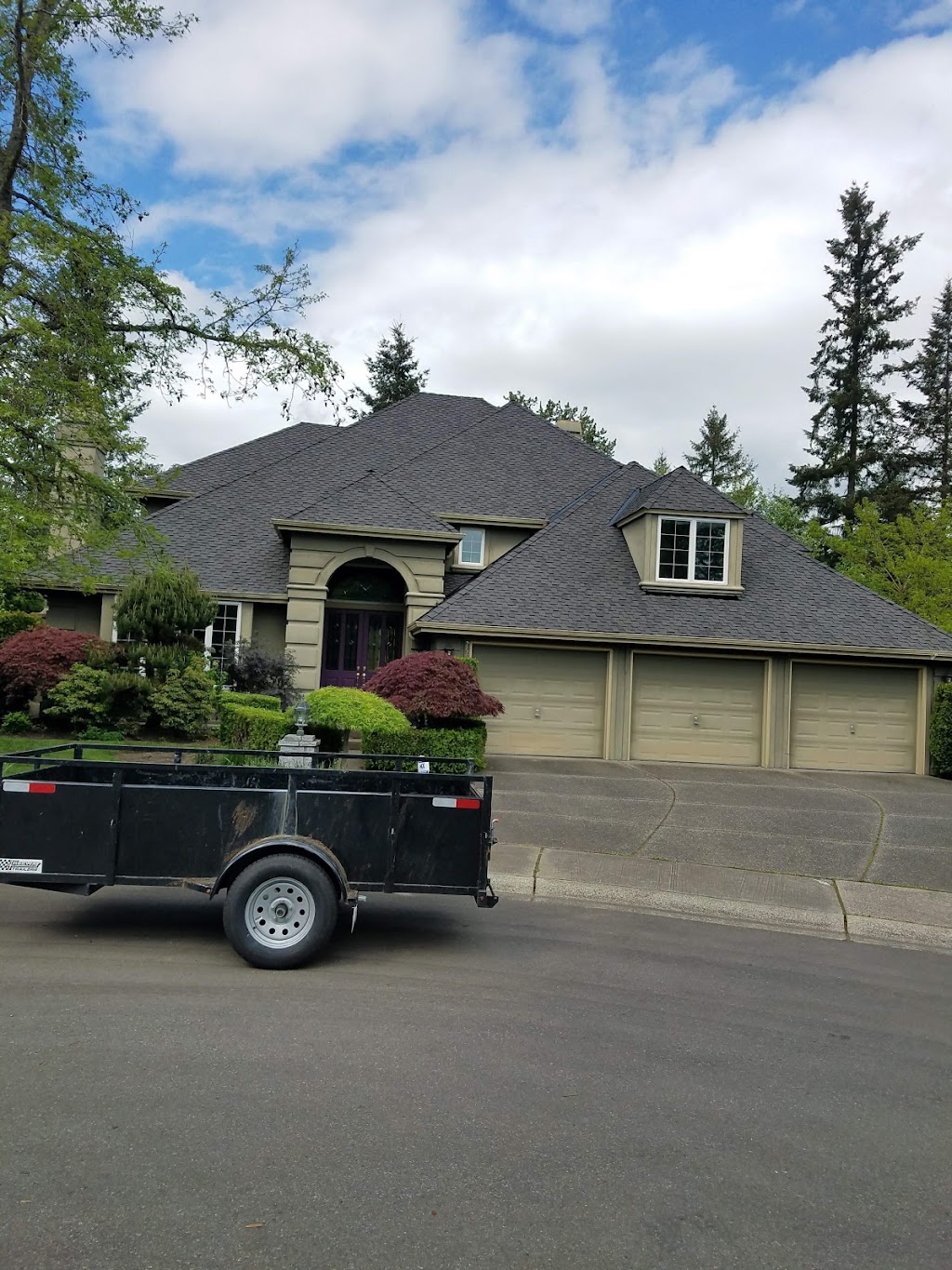 Portillo Roofing LLC | 14401 Issaquah-Hobart Road Southeast Suite 303B, Issaquah, WA 98027 | Phone: (425) 503-6283