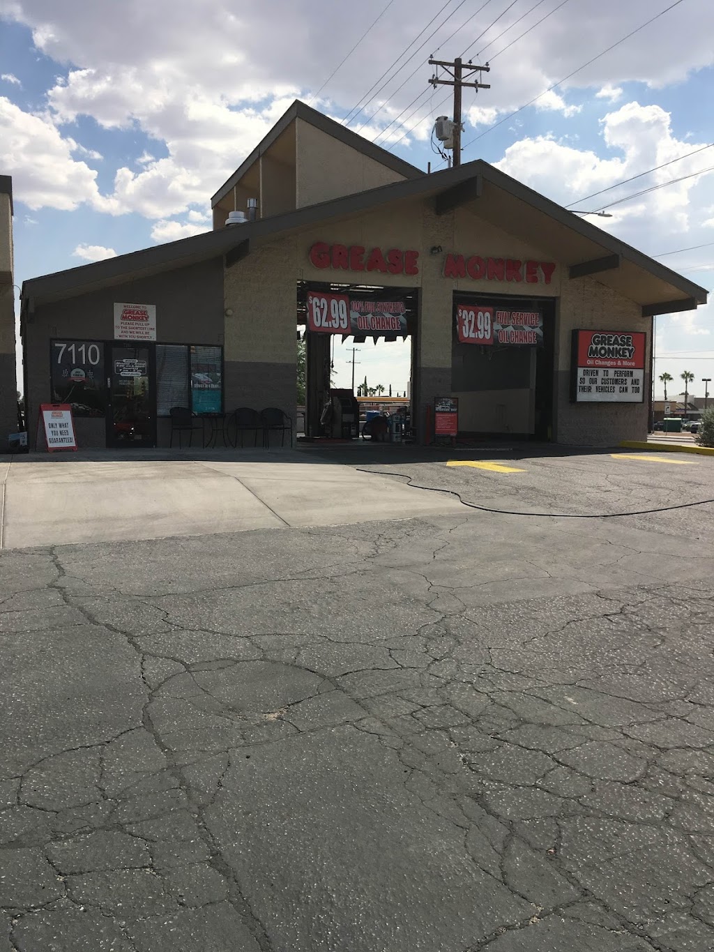 Grease Monkey | 7110 E Golf Links Rd, Tucson, AZ 85730, USA | Phone: (520) 571-0650