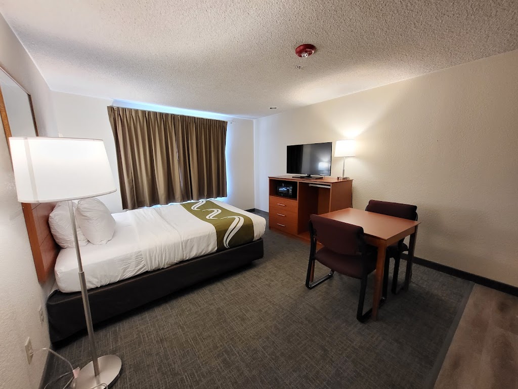 Quality Inn & Suites | 3075 US-50, Cañon City, CO 81212, USA | Phone: (719) 285-0115