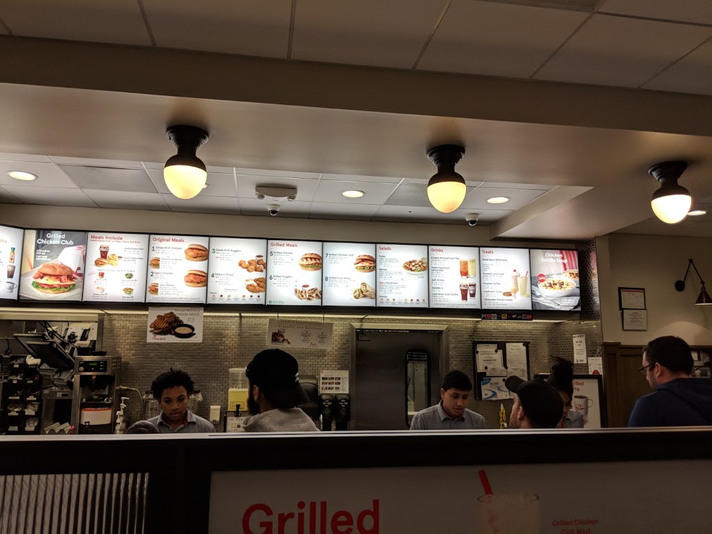 Chick-fil-A | 1040 US-1 N, Woodbridge, NJ 07095, USA | Phone: (732) 636-2074