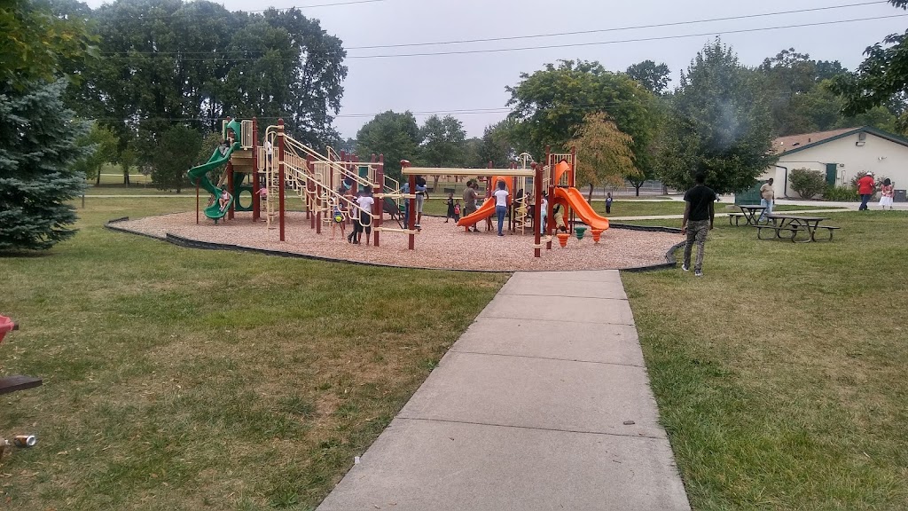 Eastpointe Spindler Park | 19400 Stephens Rd, Eastpointe, MI 48021 | Phone: (586) 445-5480