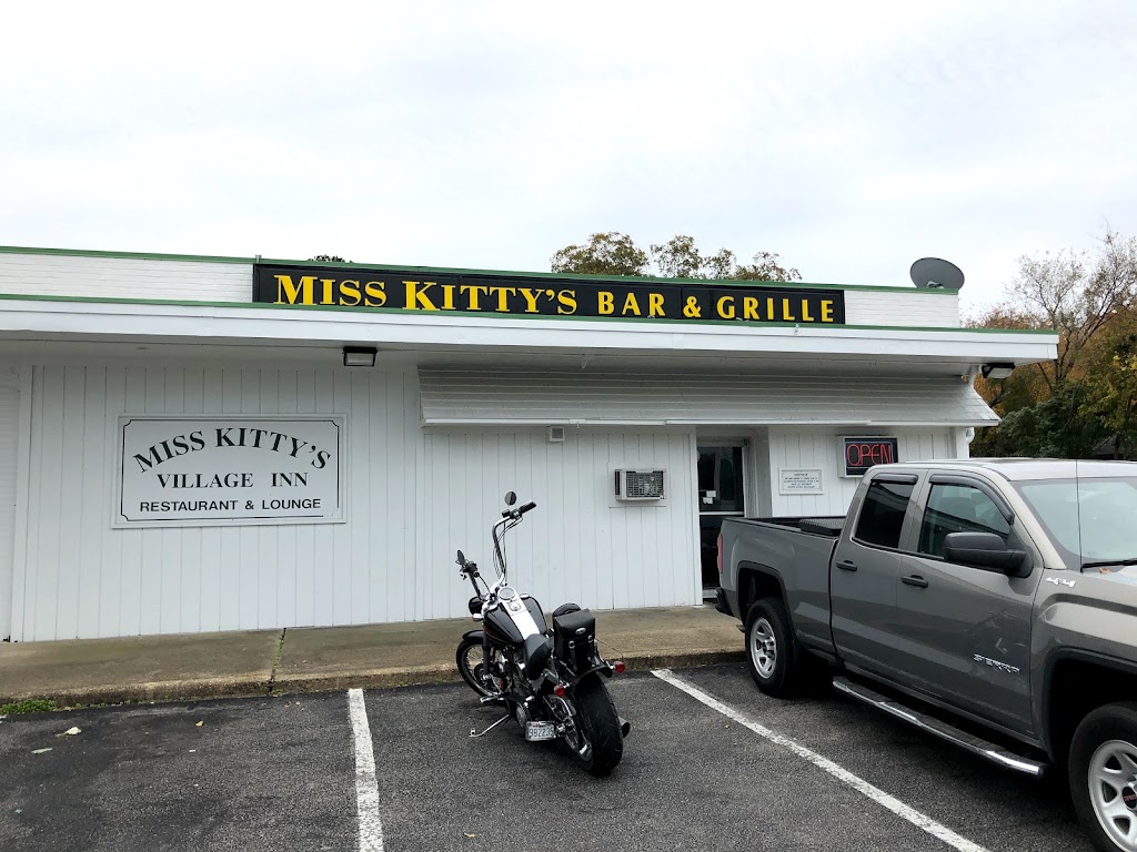 Miss Kittys Village Inn | 660 N Witchduck Rd, Virginia Beach, VA 23462, USA | Phone: (757) 497-4701