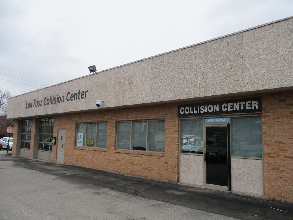 Lou Fusz Collision Center St. Louis | 10355 Old Olive Street Rd, Creve Coeur, MO 63141, USA | Phone: (314) 595-4901
