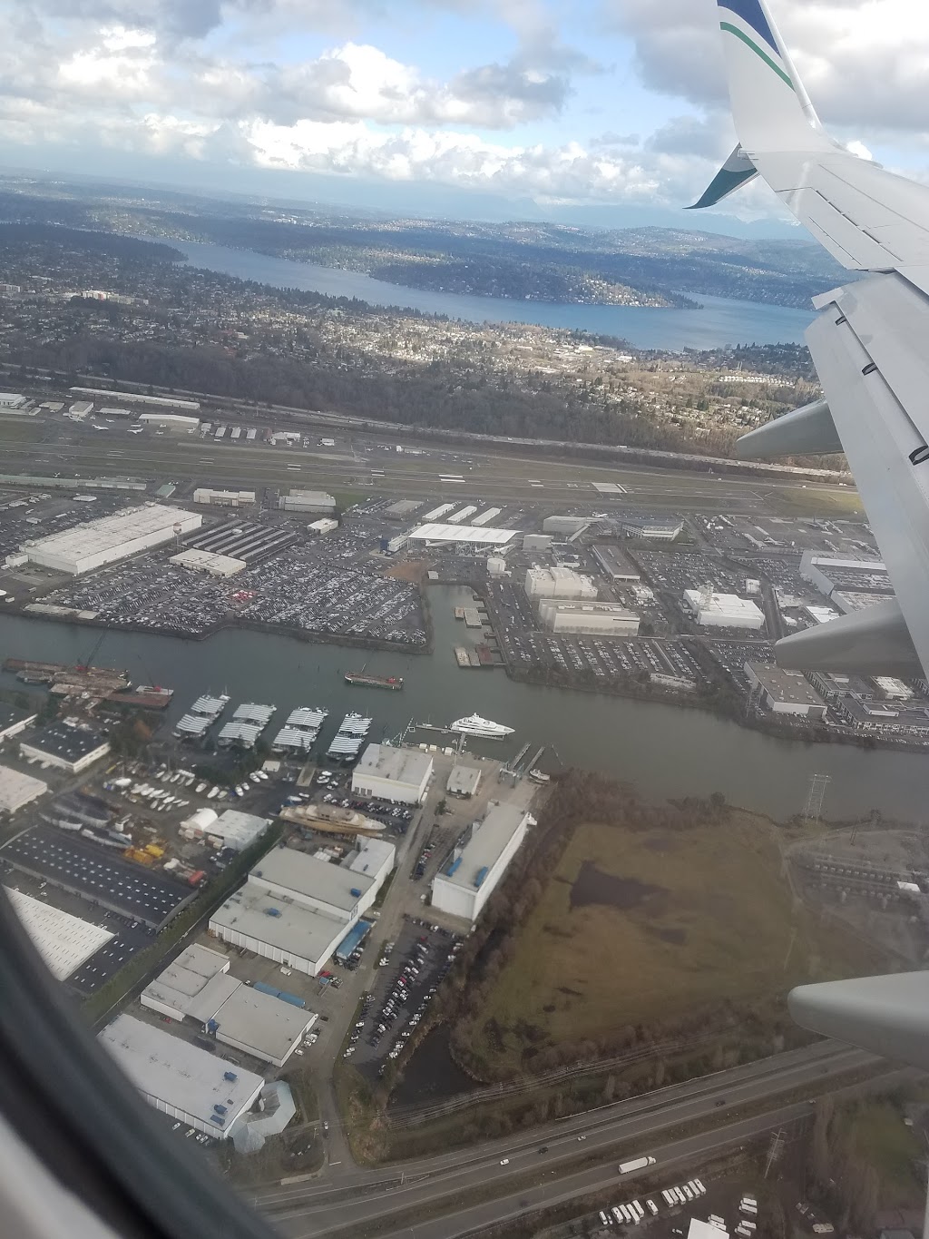 Johns Gun & Tackle | 6475 Log Cabin Ln SE, Port Orchard, WA 98367, USA | Phone: (360) 871-2709