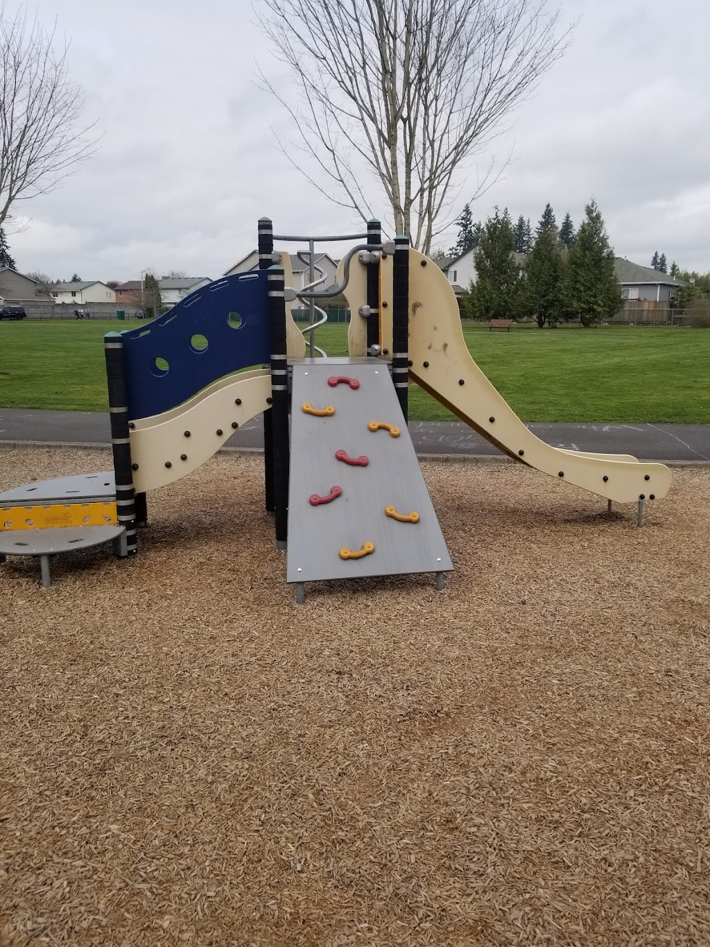 Oak Grove Neighborhood Park | 7200 NE 159th Ave, Vancouver, WA 98682, USA | Phone: (360) 397-6118