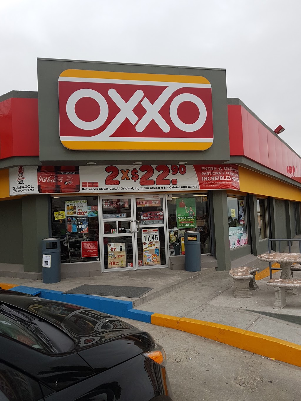 OXXO | C. Oaxtepec 12185, Chilpancingo, 22440 Tijuana, B.C., Mexico | Phone: 81 8320 2020