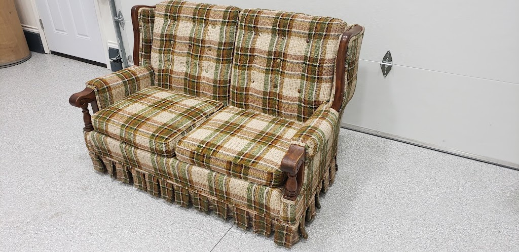 Michaels Custom Upholstery | 12306 Waller Rd E, Tacoma, WA 98446, USA | Phone: (253) 537-3355