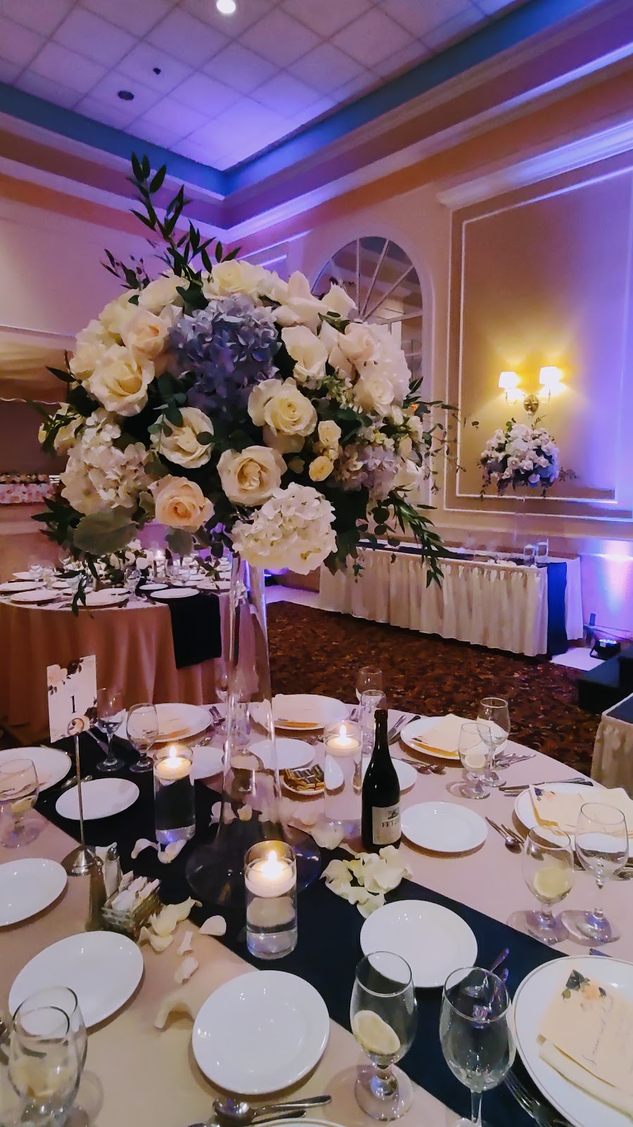 M & P Floral And Event Production | 840 W Lake St STE 402, Roselle, IL 60172 | Phone: (630) 878-8641