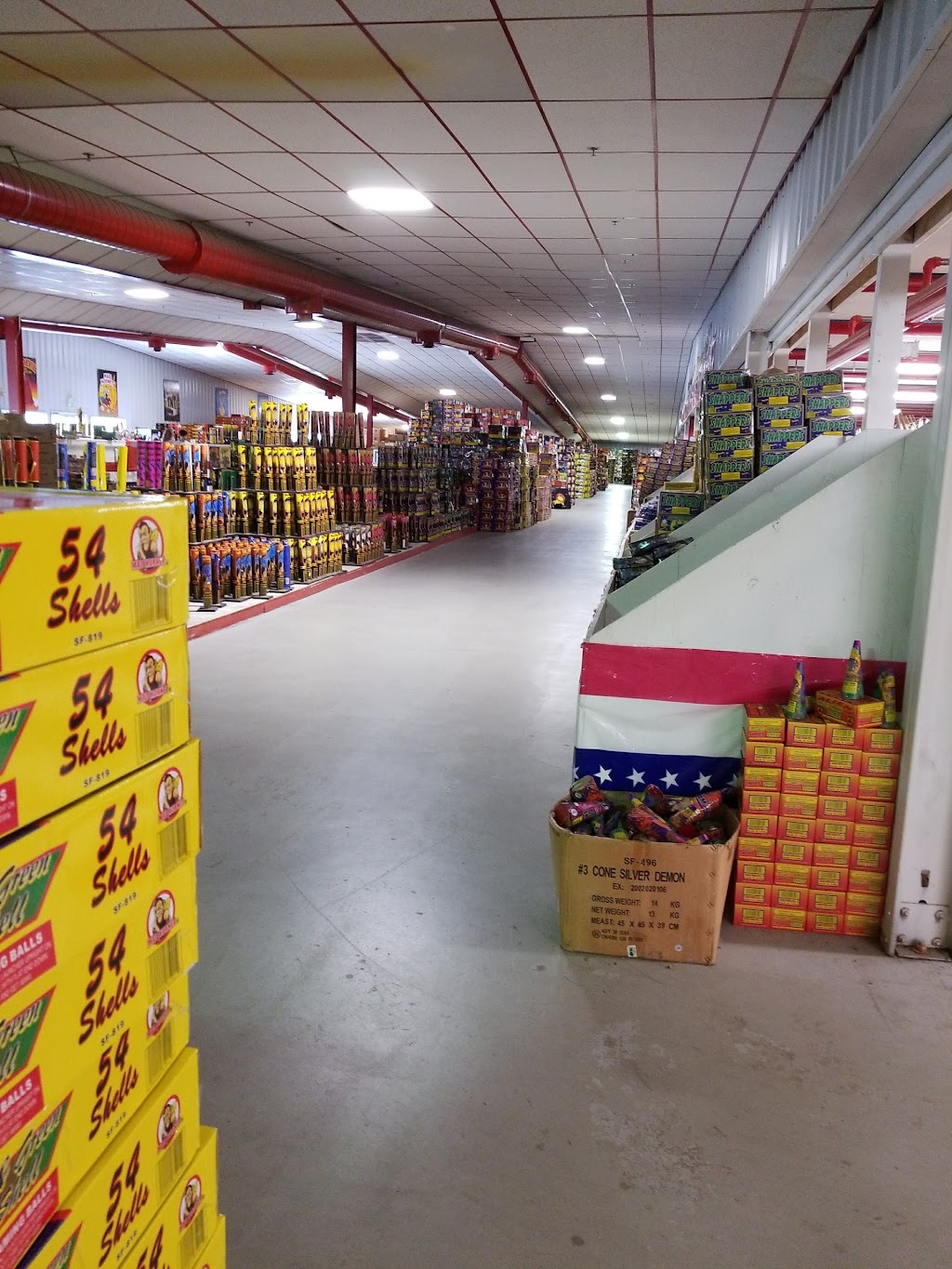 Shelton Fireworks | 7154 Old U.S. 27, Fremont, IN 46737, USA | Phone: (260) 833-4572