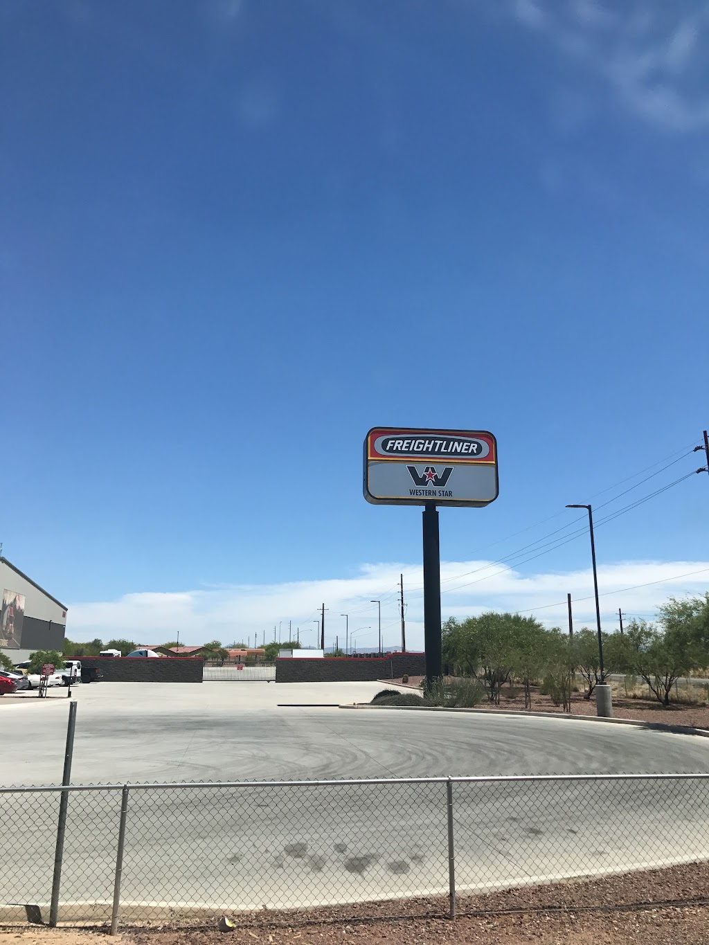 Velocity Truck Centers - Tucson | 5650 E Travel Plaza Way, Tucson, AZ 85756, USA | Phone: (520) 514-5700