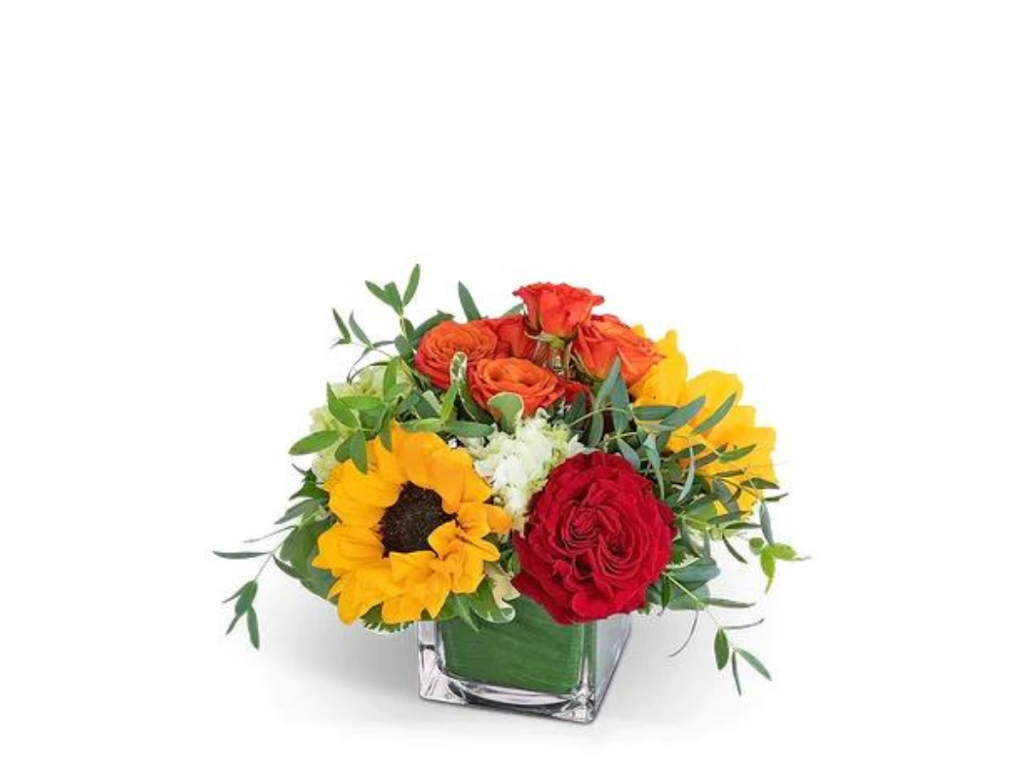 Sissons Florist | 716 Avon Belden Rd, Avon Lake, OH 44012, USA | Phone: (440) 933-3253