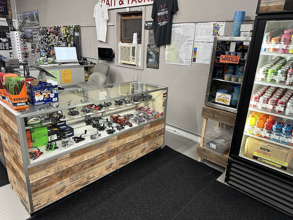 JTs Bait & Tackle | 107 E Main St, Elysian, MN 56028, USA | Phone: (507) 267-1106