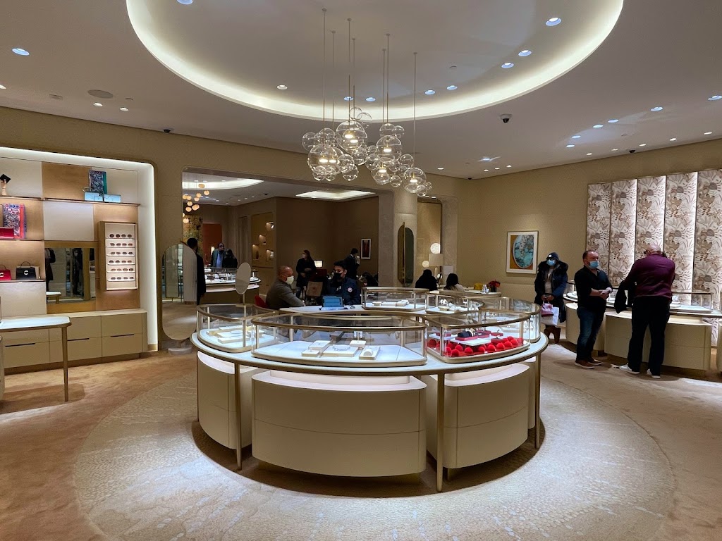 Cartier | 1200 Morris Tpke Suite A216, Short Hills, NJ 07078, USA | Phone: (973) 467-9005