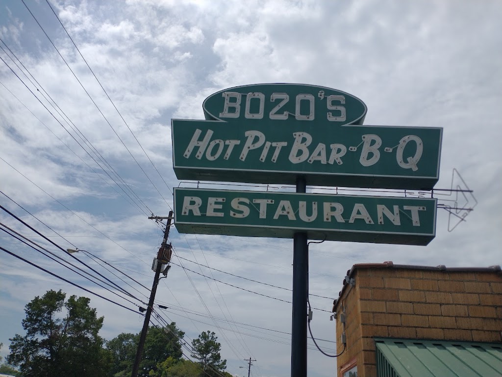 Bozos Hot Pit Bar-B-Q | 342 US-79, Mason, TN 38049, USA | Phone: (901) 294-3400