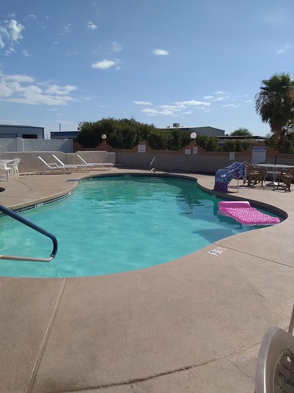 La Casa Trail Mobile Villa | 53 N Mountain Rd # 80, Apache Junction, AZ 85120, USA | Phone: (480) 984-6723