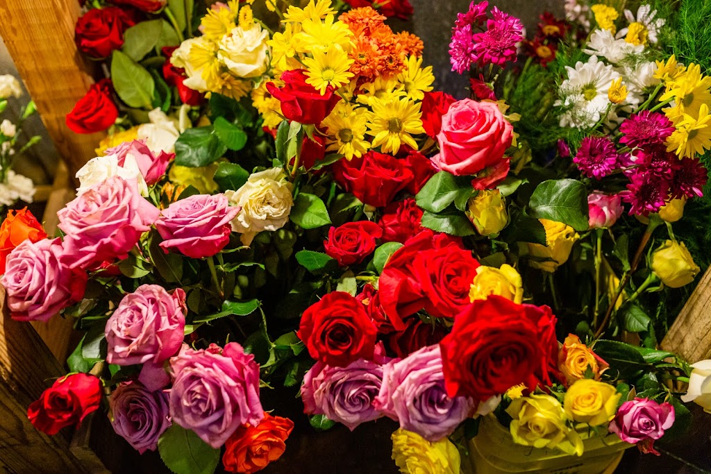 Country Florist | 12091 Old Line Ctr, Waldorf, MD 20602 | Phone: (301) 645-6776