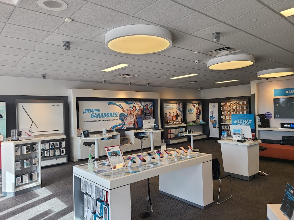 AT&T Store | 5241 NW 87th Ave Suite 105 Building D, Doral, FL 33178, USA | Phone: (305) 794-4966