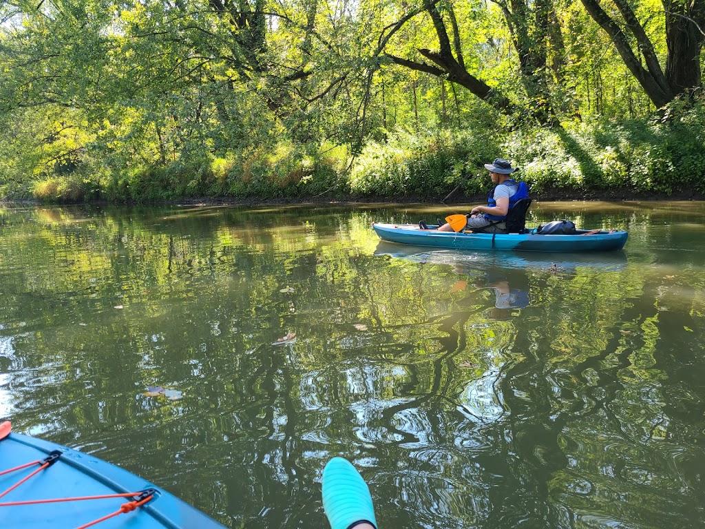 Baraboo River Canoe & Kayak Rentals | 106 Freedom St, North Freedom, WI 53951, USA | Phone: (608) 737-1100