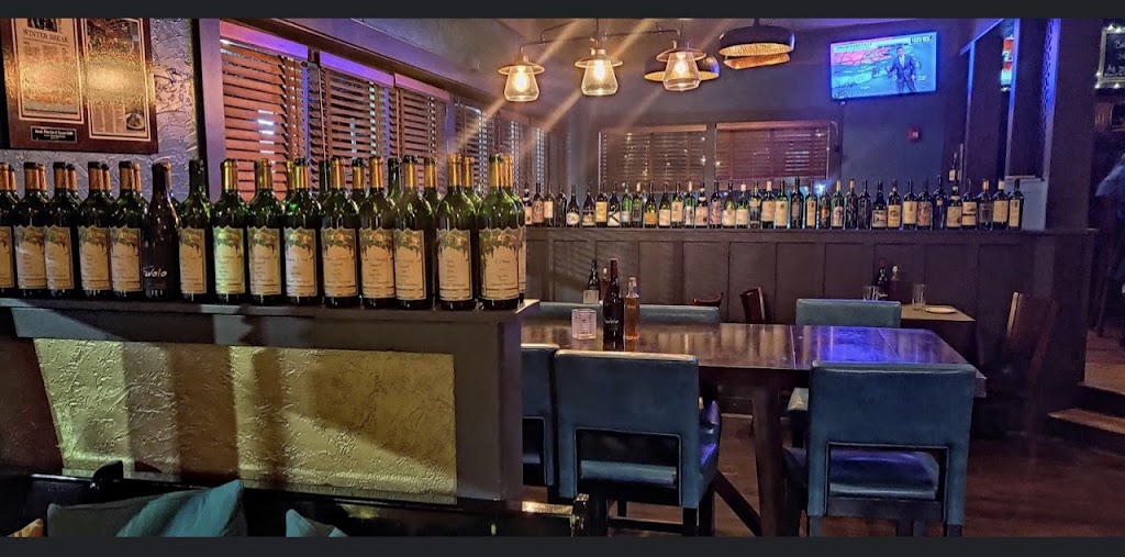 Tavolo Wine Bar & Tuscan Grille | 970 Douglas Pike, Smithfield, RI 02917, USA | Phone: (401) 349-4979