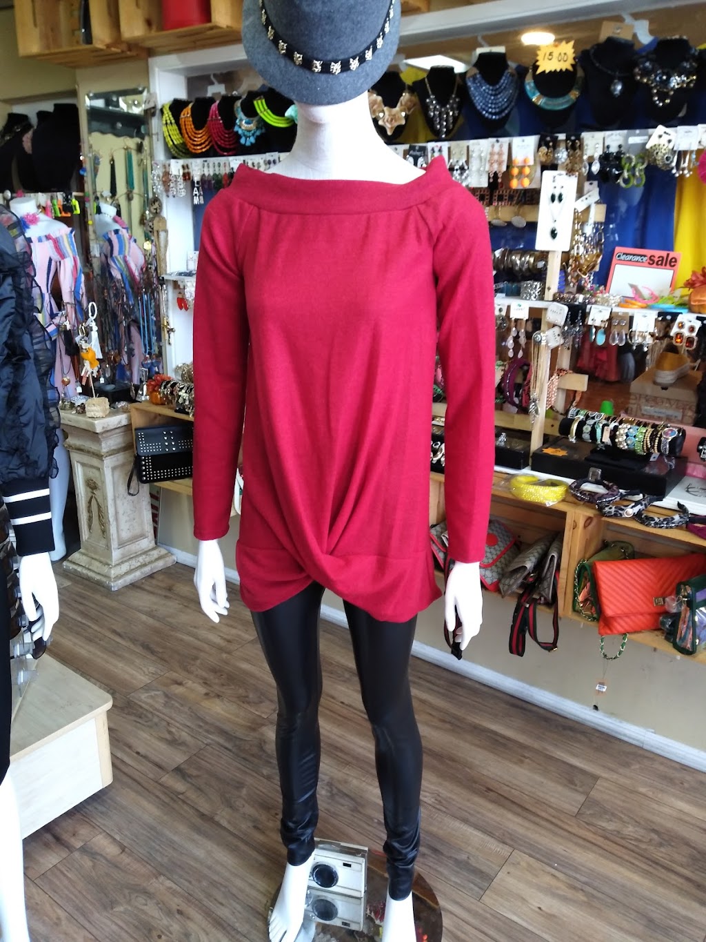 SANLUZ BOUTIQUE | 9840 Bowman Ave, South Gate, CA 90280, USA | Phone: (562) 922-5218