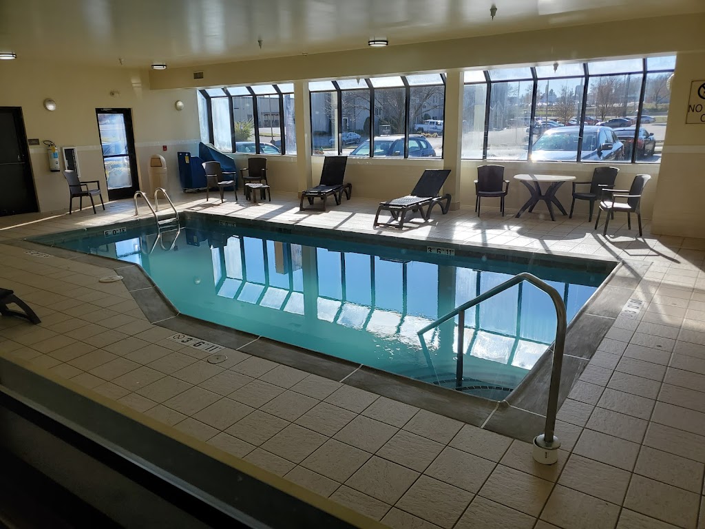 Comfort Suites | 137 Ludwig Dr, Fairview Heights, IL 62208, USA | Phone: (618) 394-0202
