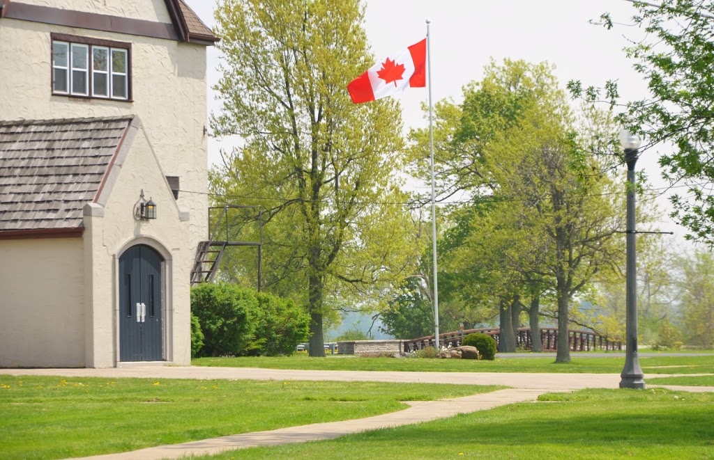 Niagara Christian Collegiate | 2619 Niagara Pkwy, Fort Erie, ON L2A 5M4, Canada | Phone: (905) 871-6980