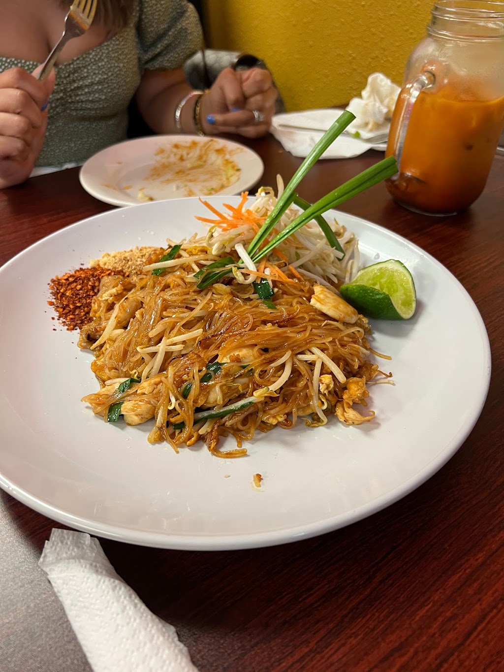Thai Barn Restaurant | 2730 Western Center Blvd, Fort Worth, TX 76131, USA | Phone: (817) 386-3456