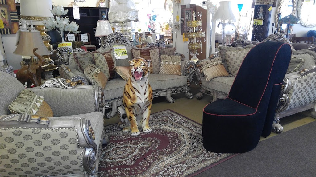 Perrys Fine French Furniture | 7211 International Blvd, Oakland, CA 94621, USA | Phone: (510) 569-6936