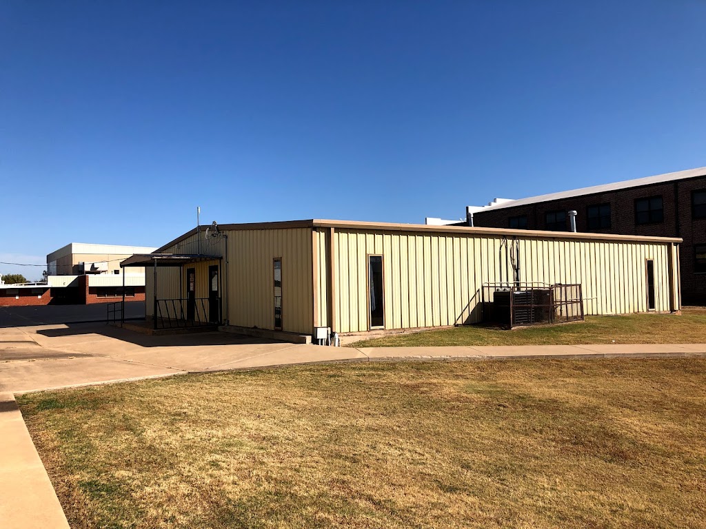 Wellston Public School | 703 Birch St, Wellston, OK 74881, USA | Phone: (405) 356-2533