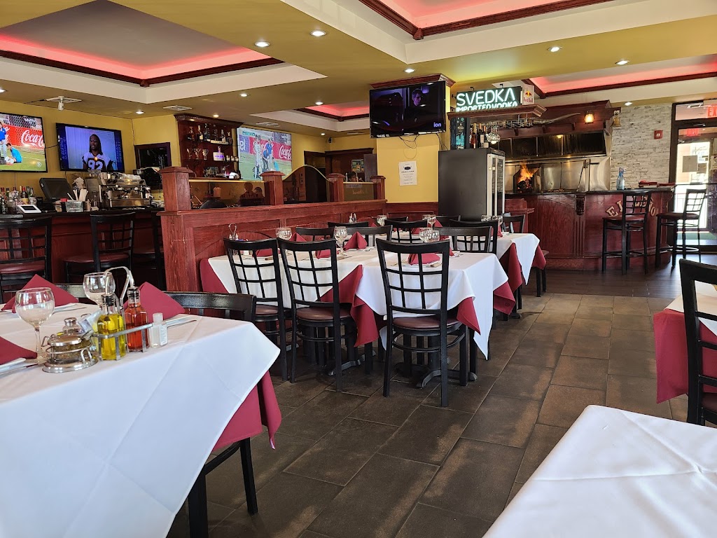 El Leño Steakhouse Bar & Grill | 640 Grier Ave, Elizabeth, NJ 07202, USA | Phone: (908) 436-3710