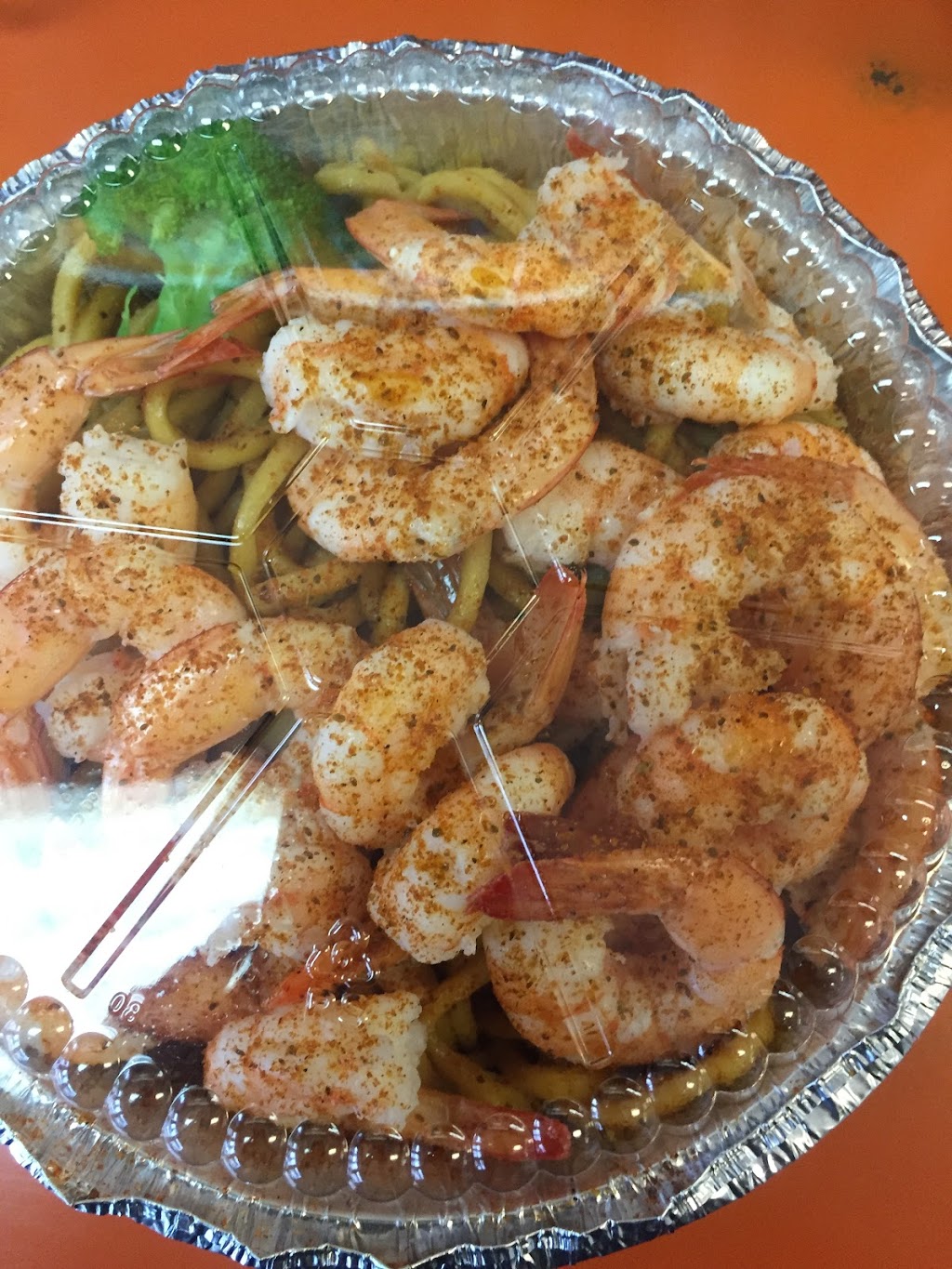 Golden Town Seafood Restaurant | 788 Springfield Ave, Irvington, NJ 07111, USA | Phone: (973) 373-4744