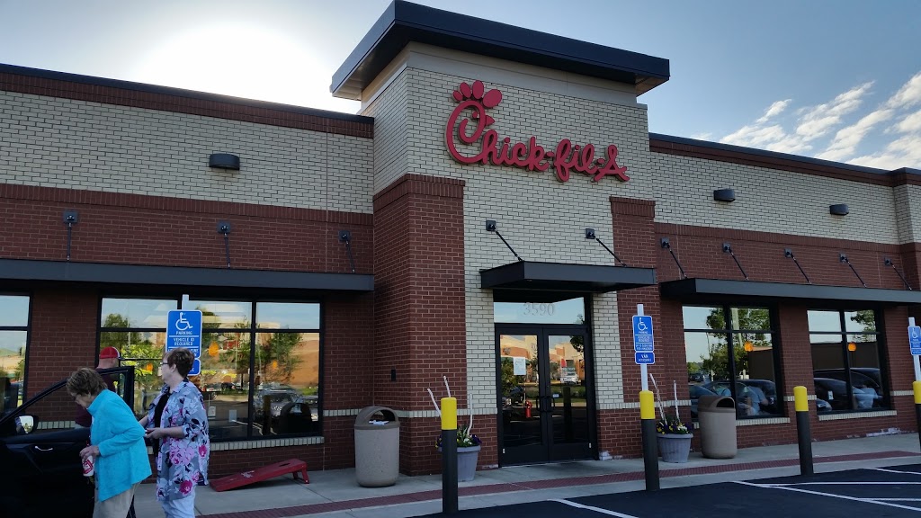 Chick-fil-A | 3590 River Rapids Dr NW, Coon Rapids, MN 55448, USA | Phone: (763) 323-9978