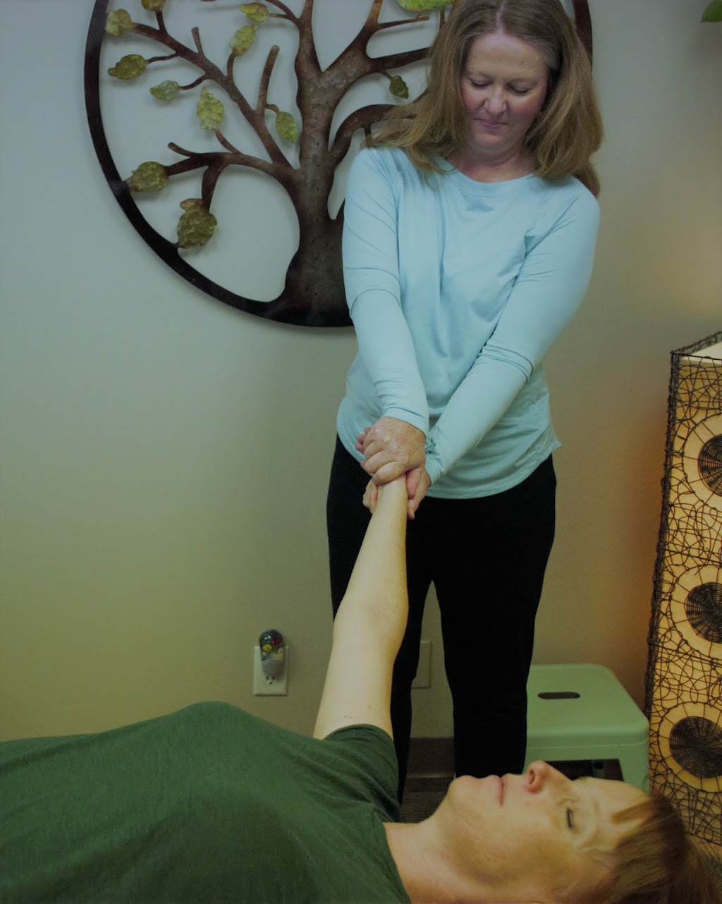 Mayer Wellness & Myofascial Release, LLC | 4060 Vinton St #200, Omaha, NE 68105, USA | Phone: (402) 651-9719