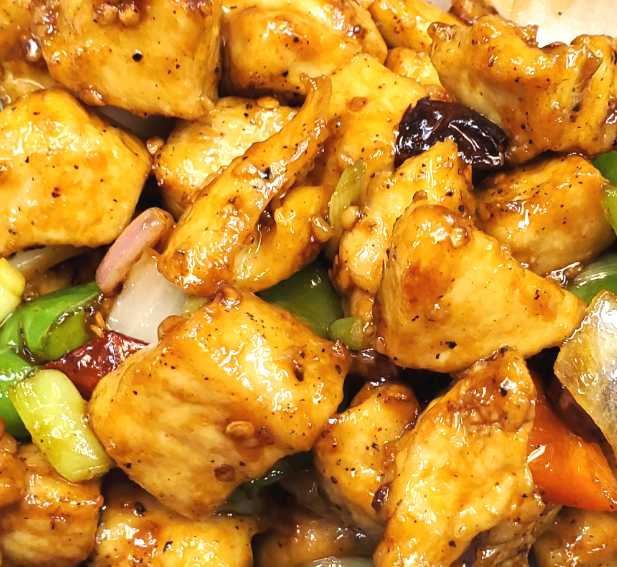 Lucky Wok Asian Eatery (inside of WangGarden) | 9020 US-64 Suite 101, Lakeland, TN 38002, USA | Phone: (901) 383-9988