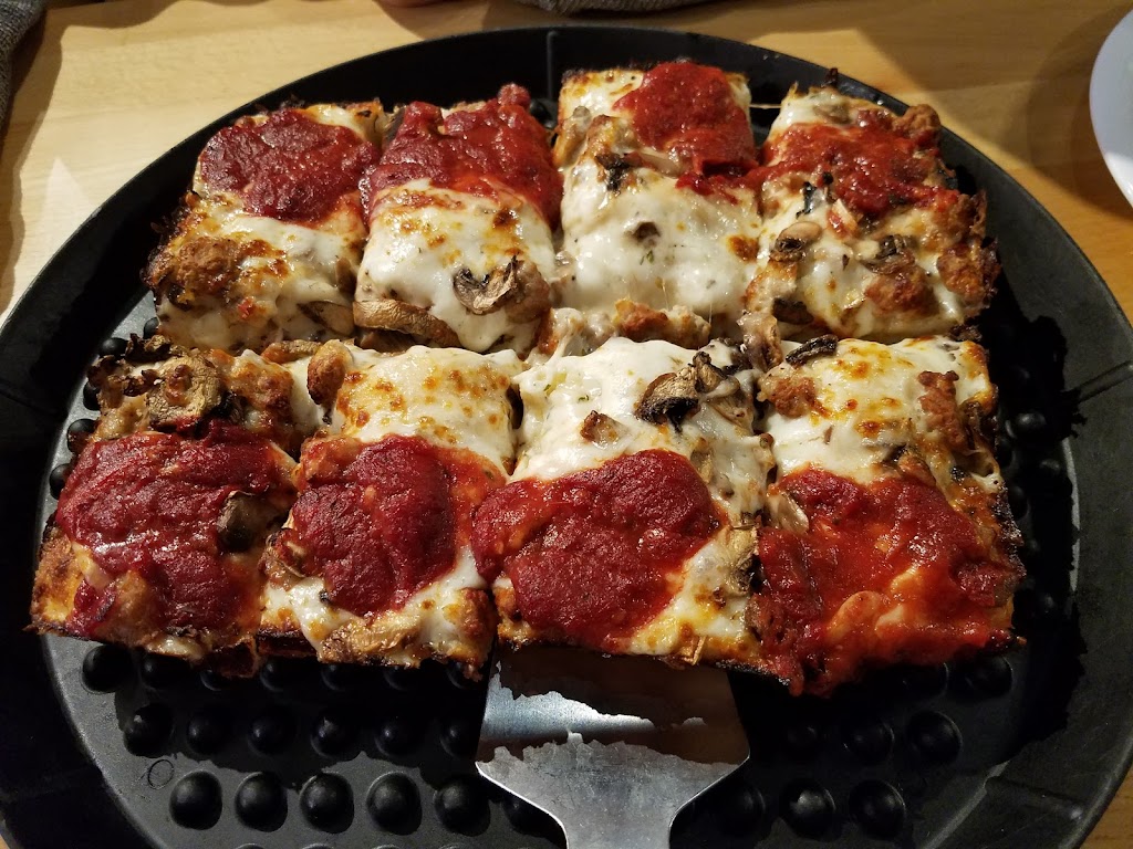 Noble Romans Craft Pizza & Pub | 6853 W Broadway, McCordsville, IN 46055, USA | Phone: (317) 589-8399