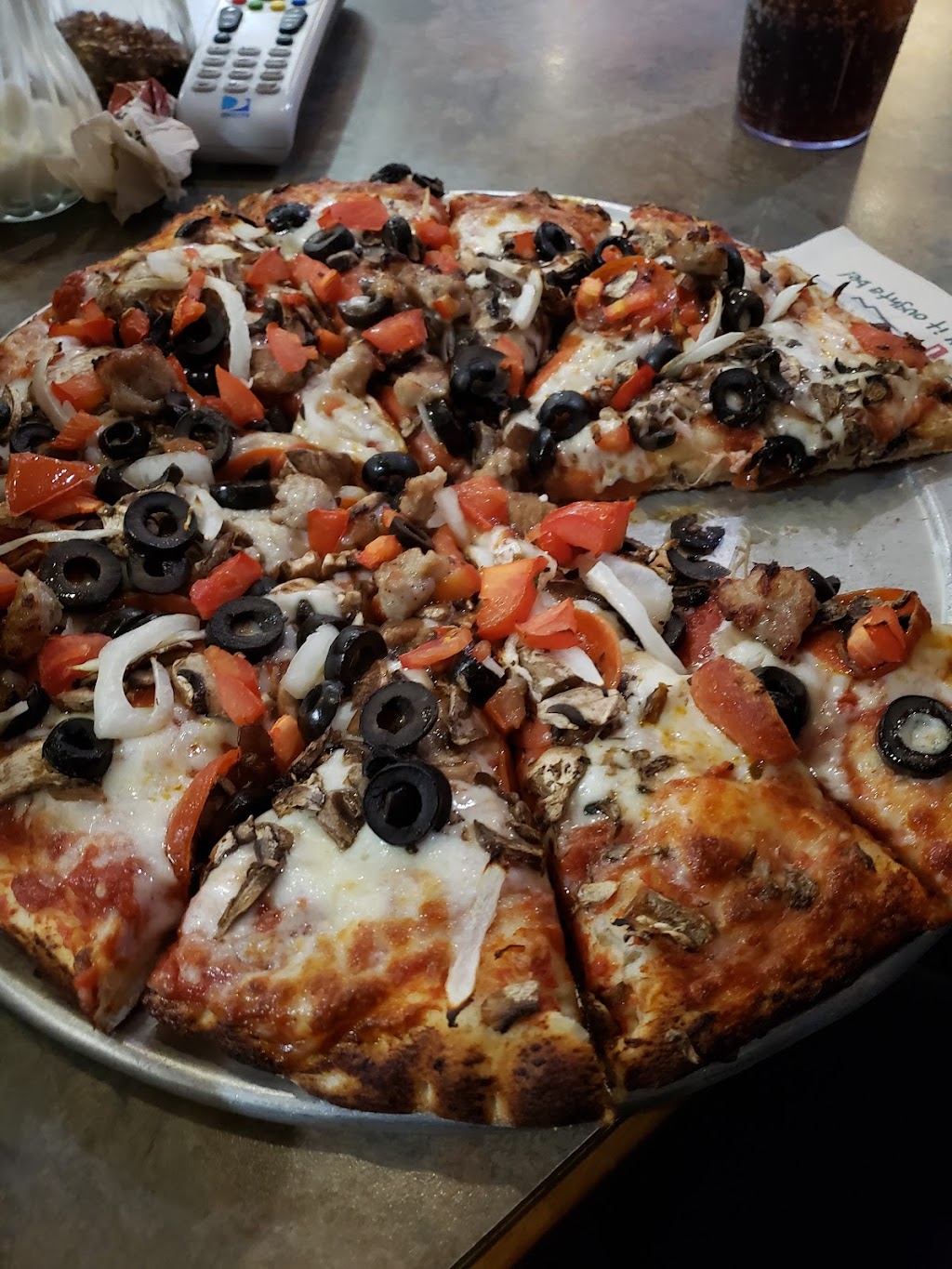 Mountain Mikes Pizza | 1971 Alamo Dr, Vacaville, CA 95687, USA | Phone: (707) 448-4007